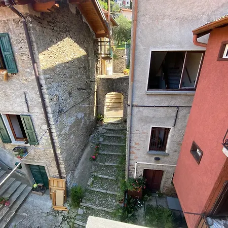 Casa Dai Nonni Holiday home *